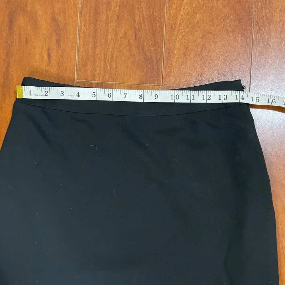 Tahari Pencil Semi Mermaid Cut Knee Length Suit Skirt Lined Size 6 Black